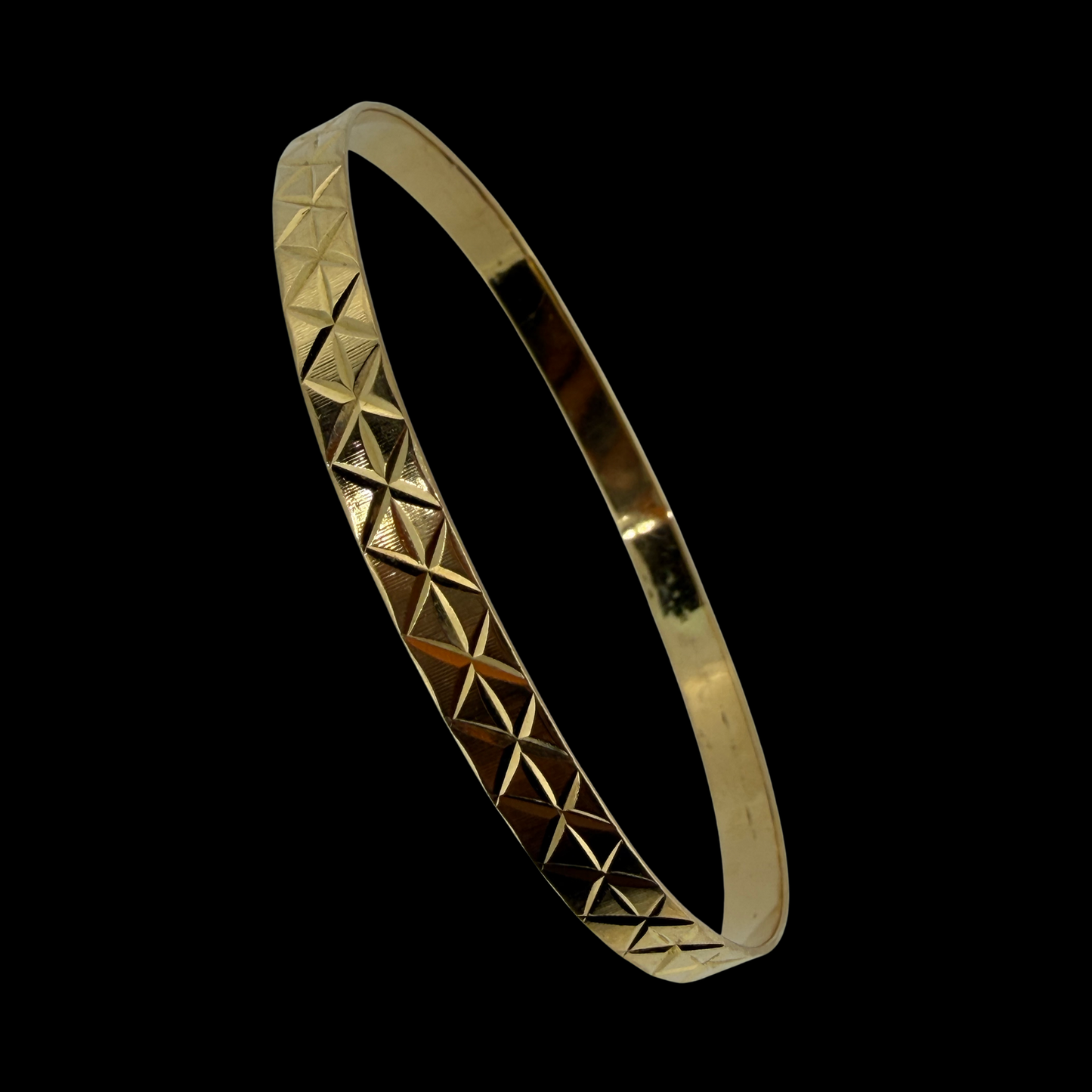 18ct Gold Diamond-Cut Pattern Bangle Bracelet