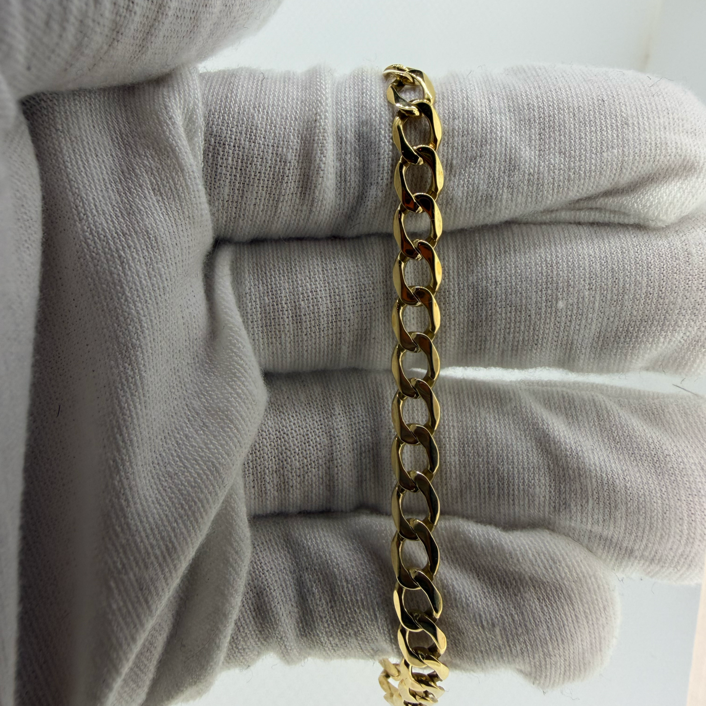 9ct Yellow Gold Classic Curb Bracelet 8.5 Inch 9.1g